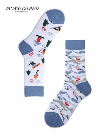 MoMo Island Unisex Socks – Skiers & Cable Car Motifs, White & Blue Hues