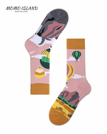 MoMo Island Soft Wearing Unisex Socks: Pink & Grey with Hot Air Balloon & Mountain Patterns